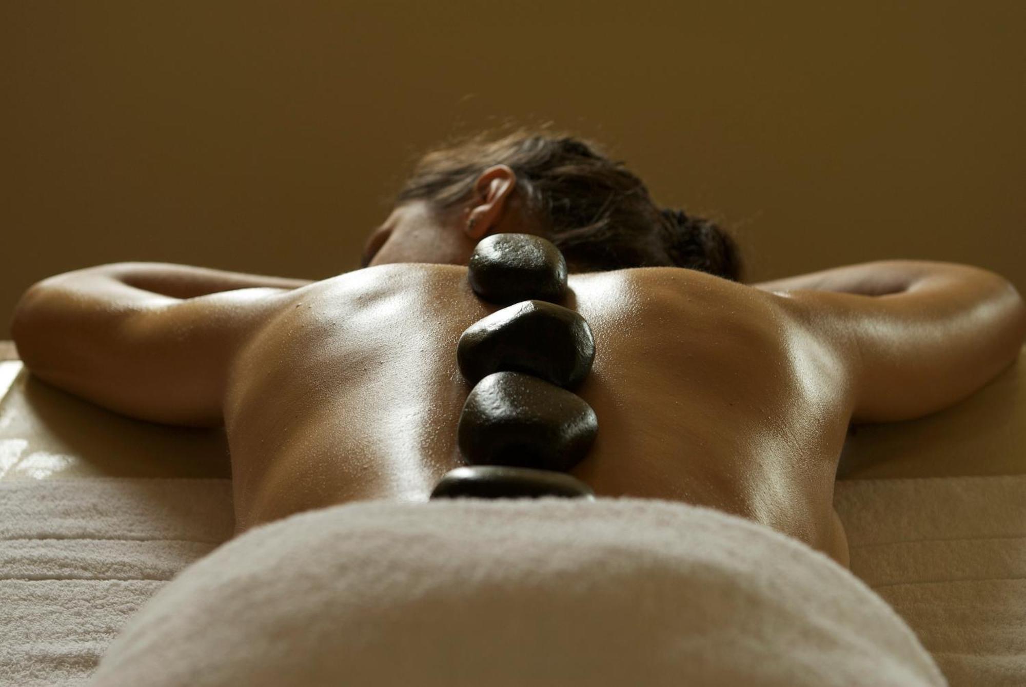 Wyndham Puerto Varas Pettra Exteriér fotografie Hot stone massage